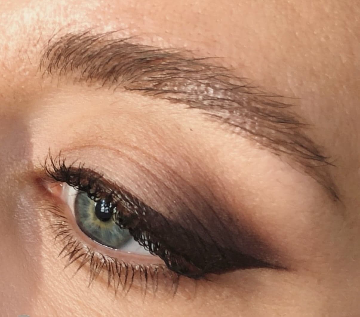 Facetune 14 10 2026 12 43 18